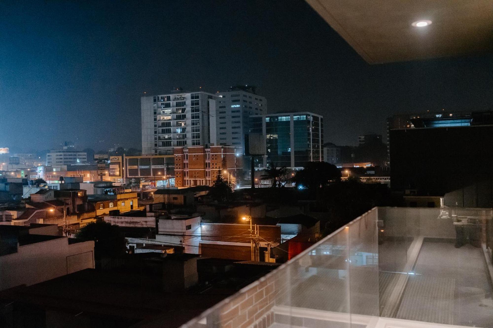 Apartamento Exclusivo Ciudad De Guatemala Zona 10 Екстер'єр фото